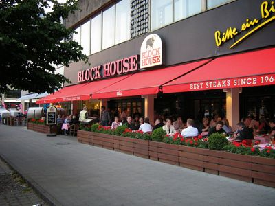 BLOCK HOUSE – Restaurants & Cafés