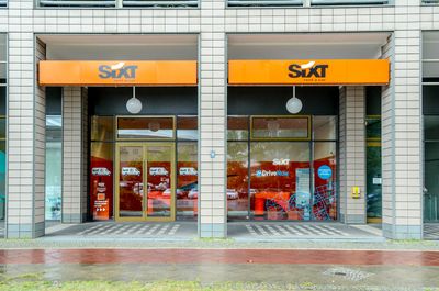 SIXT
